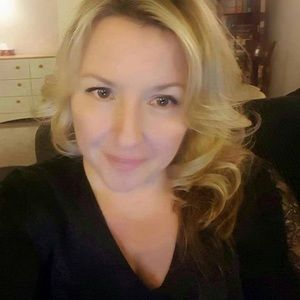 Meet your Posher, Alison